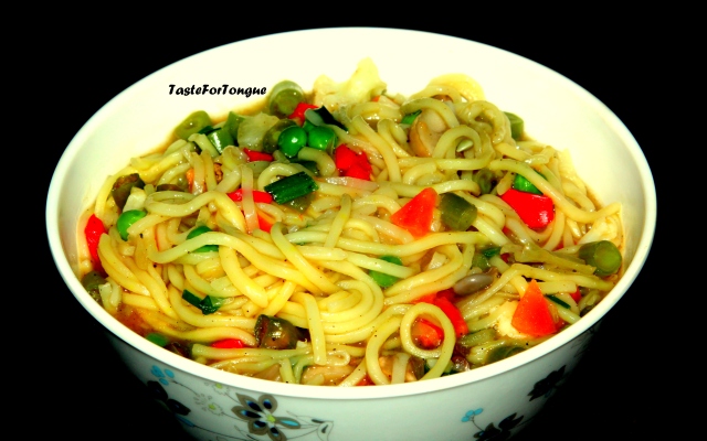 Veg Soupy Noodles/Veg Ramen